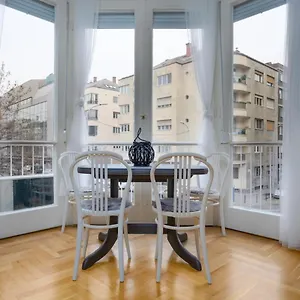  Apartament Golden Hour Ungaria