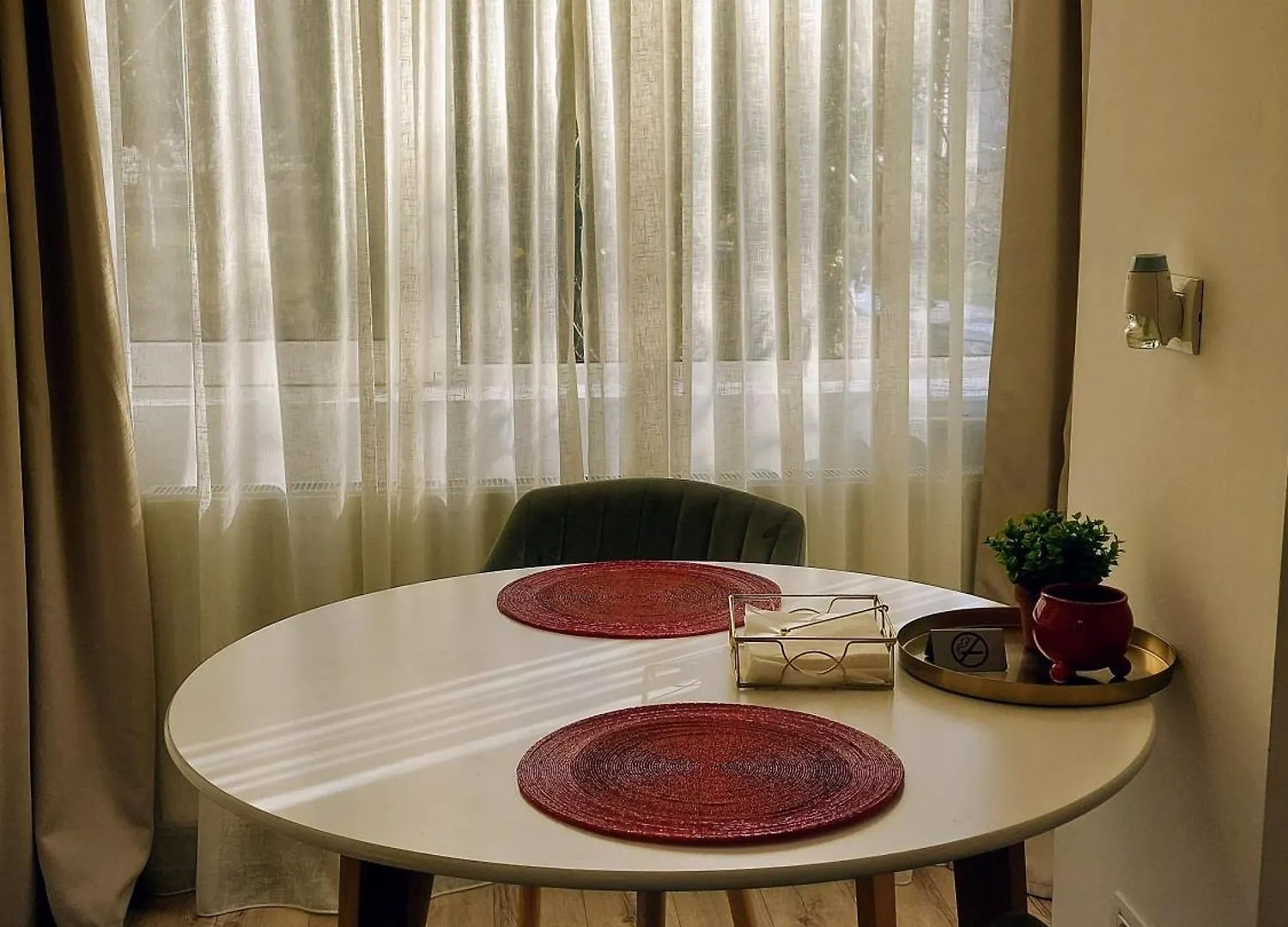 Aldira Studio Arena Nationala Bucureşti Apartament